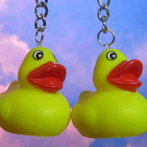 Duck Earrings 🐥 - Picture 2 of 2